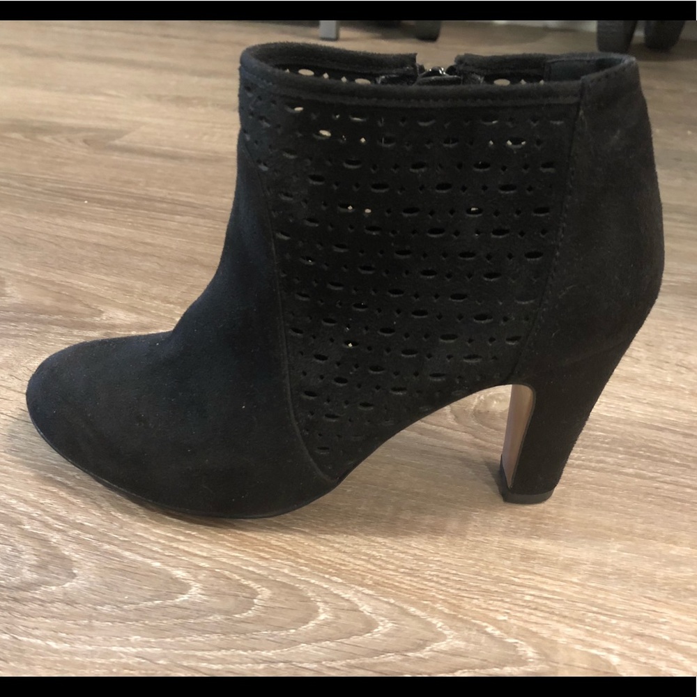 XOXO dress booties